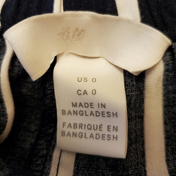 H&M: High-Waisted Shorts (BRAND NEW) - Picture 4 of 5